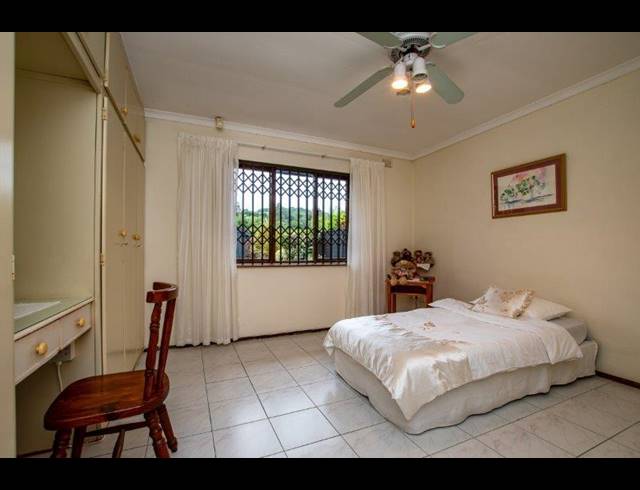 1 BEDROOM SIMPLEX SOLD IN COWIES HILL